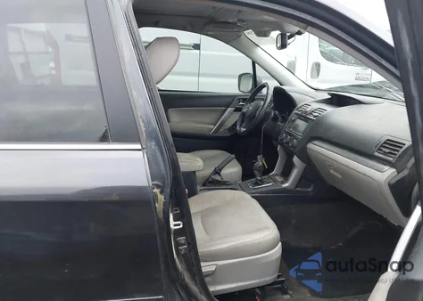 2015 Subaru Forester 2.5I Touring из США, поврежденный, VIN JF2SJAWC4FH581818
